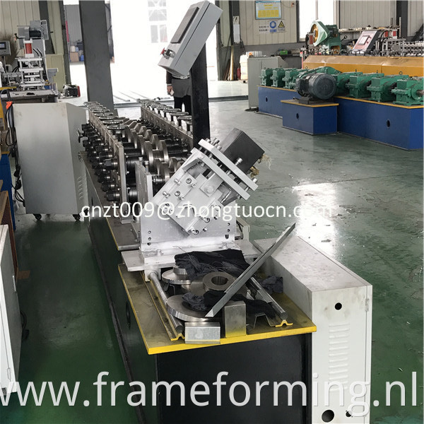 omega profile roll forming machine 2